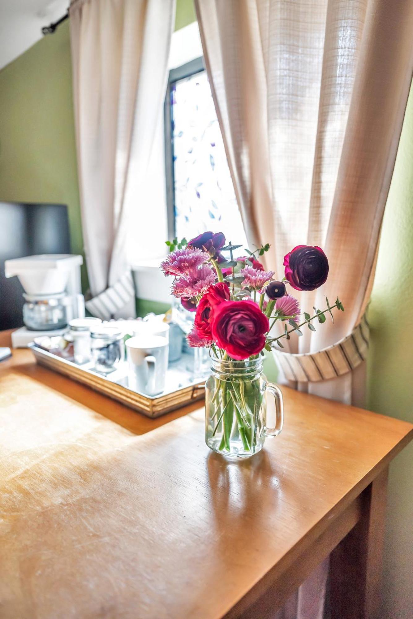 Full Moon Inn Фредериксбург Екстериор снимка