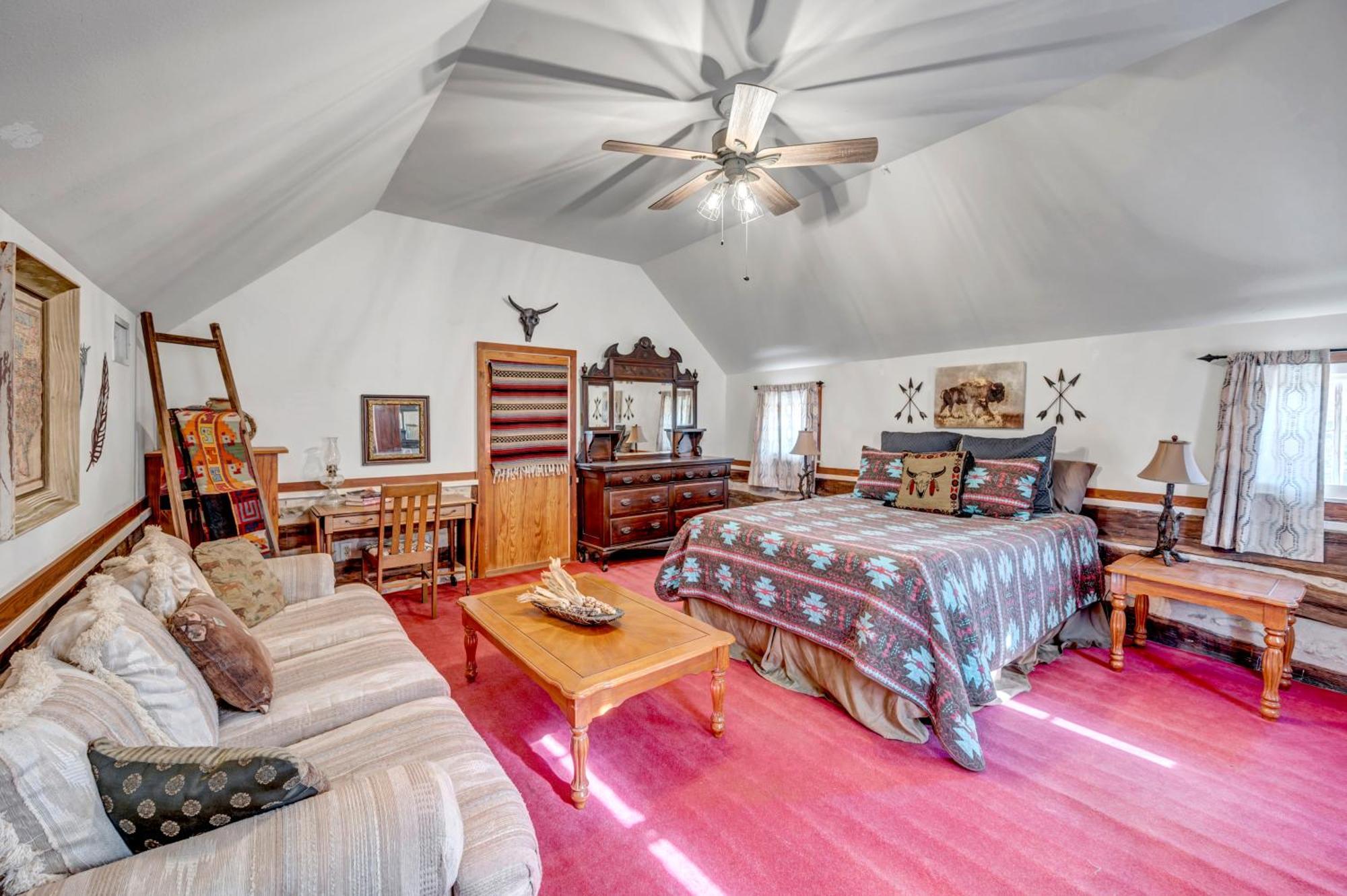 Full Moon Inn Фредериксбург Екстериор снимка